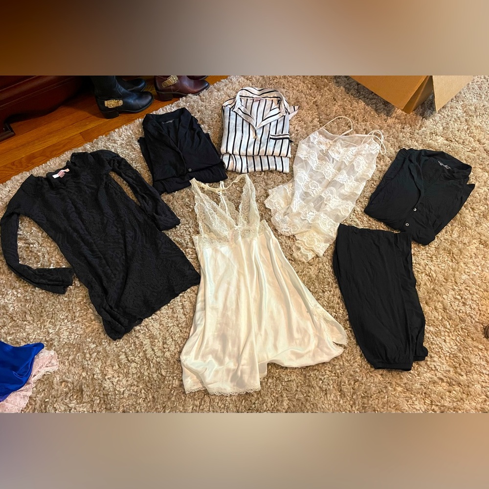 Victoria Secret sleepwear